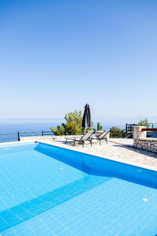 Villa Skyfall Kalamítsi Extérieur photo