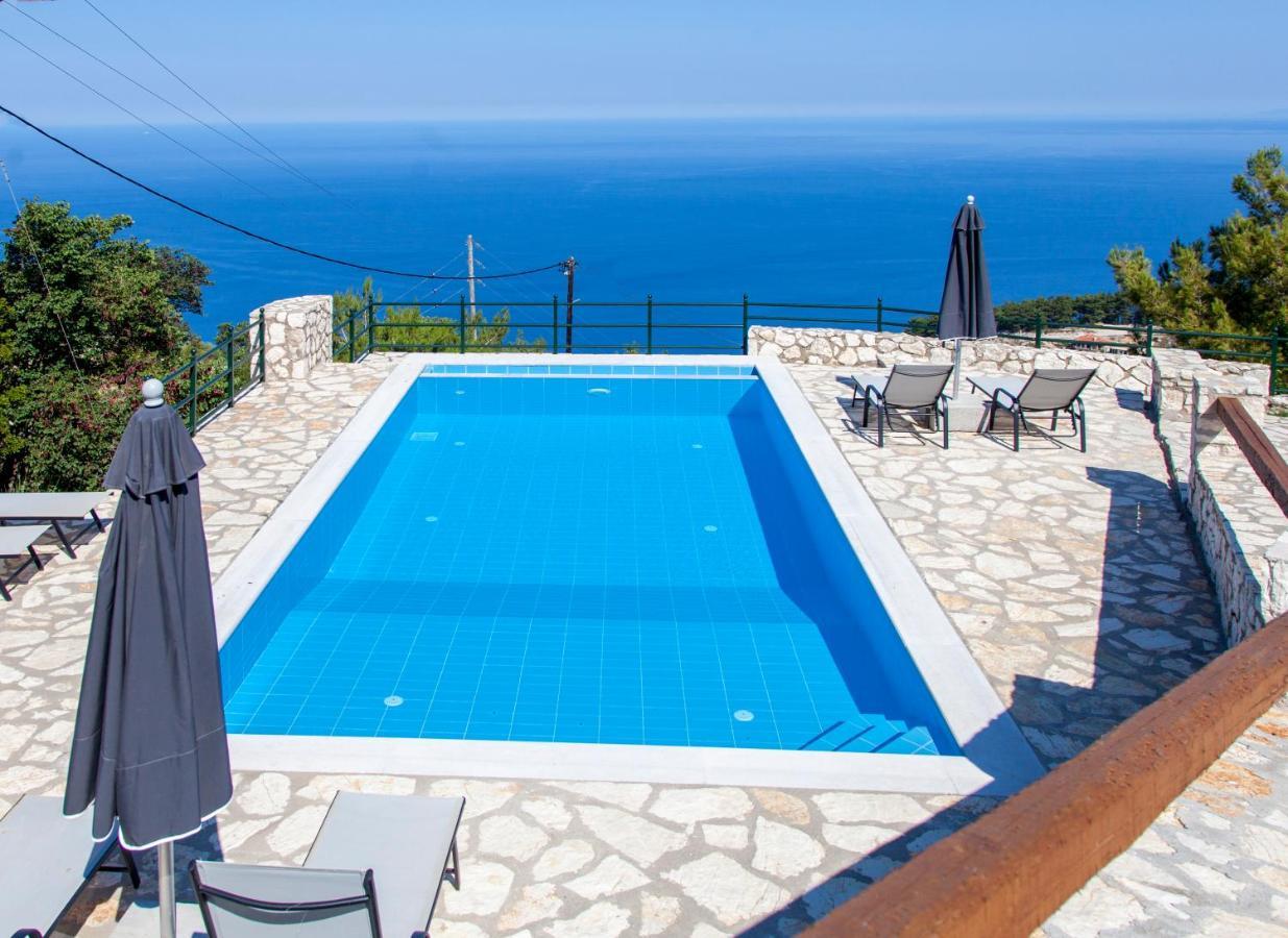 Villa Skyfall Kalamítsi Extérieur photo