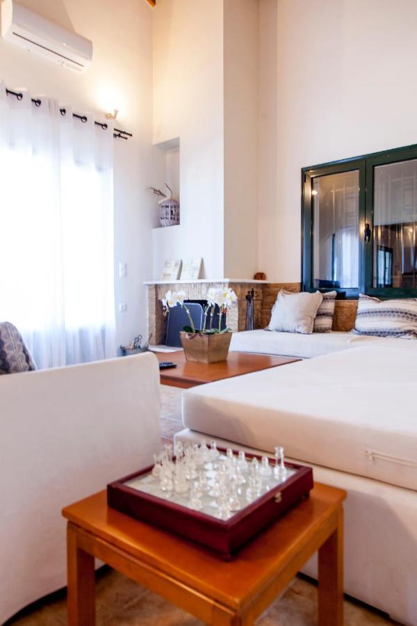 Villa Skyfall Kalamítsi Extérieur photo