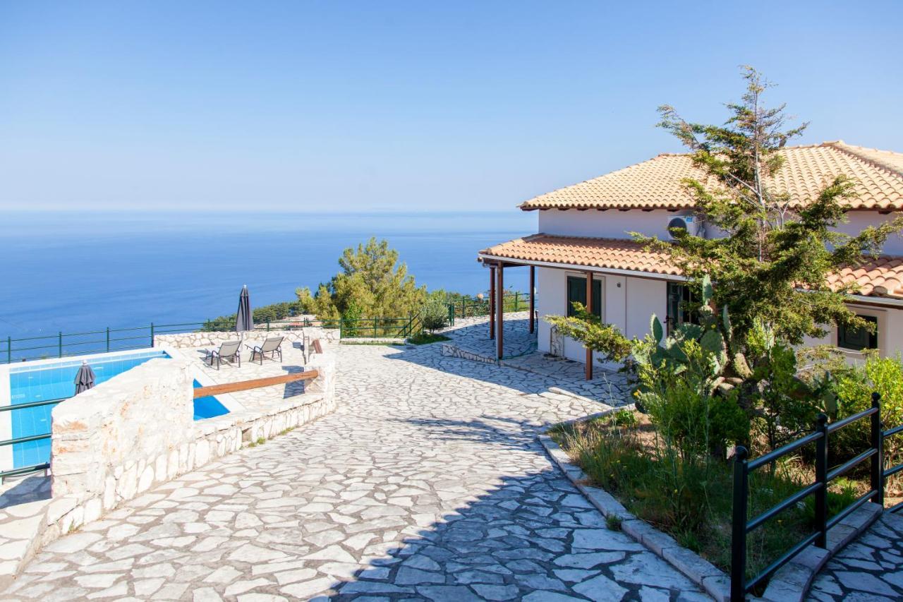 Villa Skyfall Kalamítsi Extérieur photo